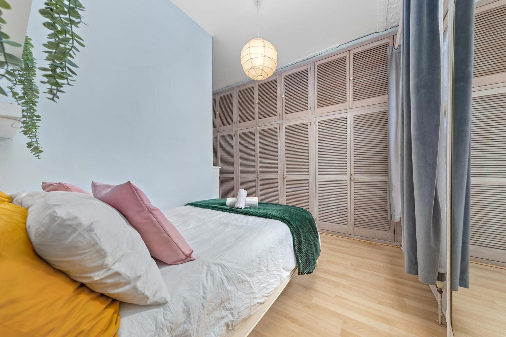Appartement Artist's Bright Hampstead Heath Village 2 Bed Londen