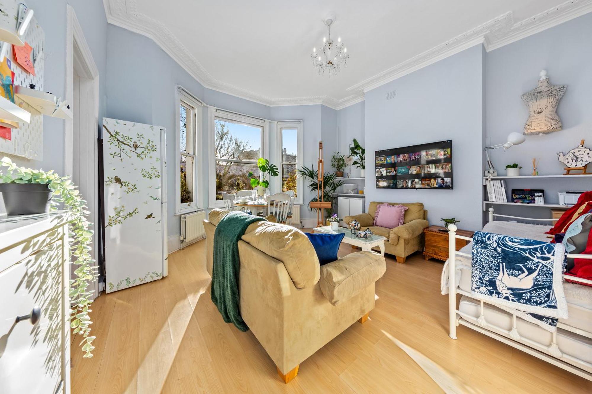 Artist's Bright Hampstead Heath Village 2 Bed Апартаменты