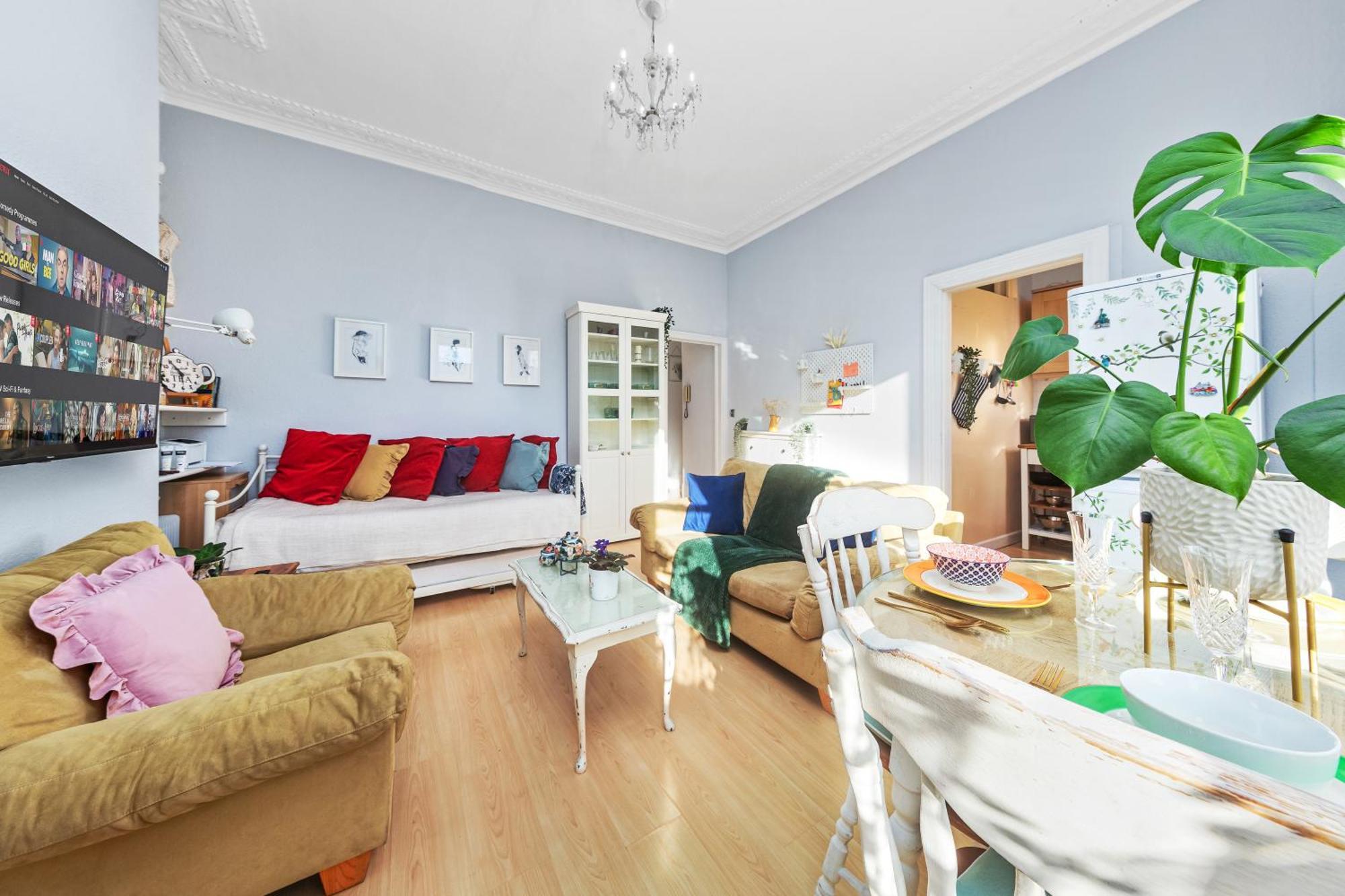 Апартаменты Artist's Bright Hampstead Heath Village 2 Bed *